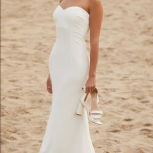 Lulu’s Mermaid Strapless wedding dress.